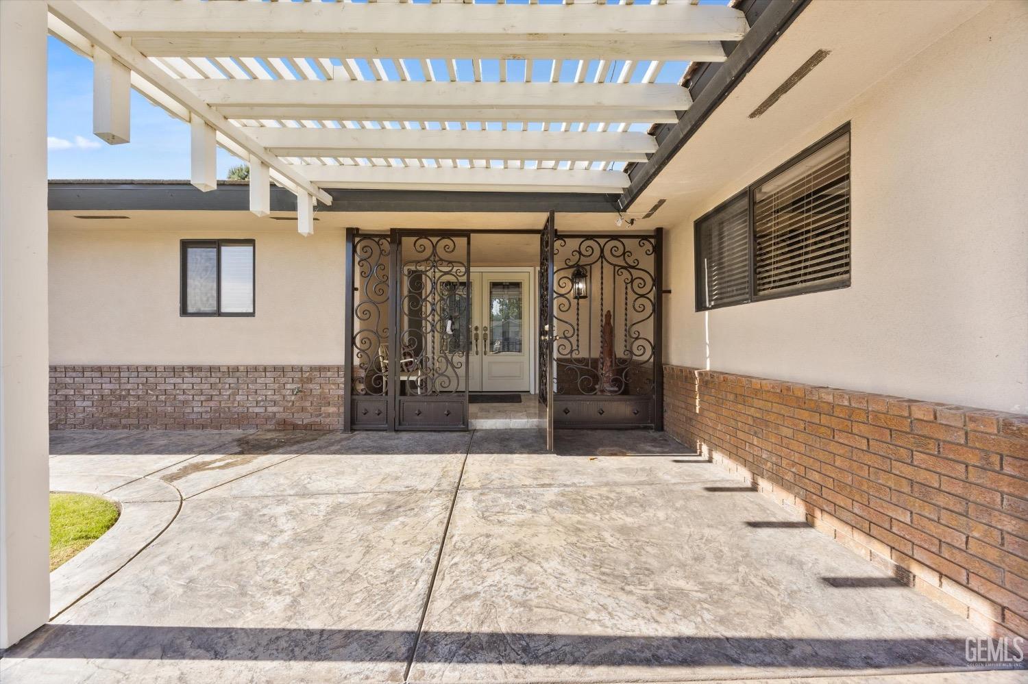 Undisclosed Address Bakersfield, CA 93308 - Photo 5 of 42