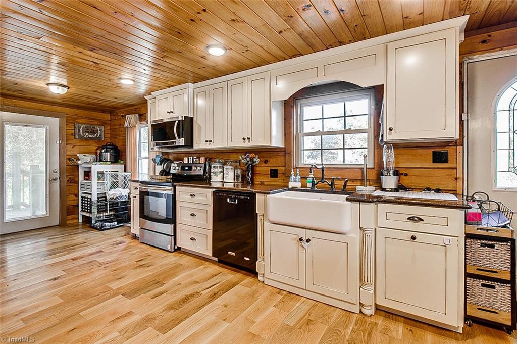 2087 Kivett Council Road Staley, NC 27355 - Photo 11 of 38
