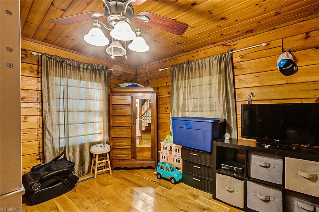 2087 Kivett Council Road Staley, NC 27355 - Photo 14 of 38