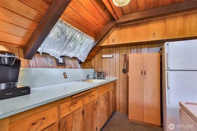 a view of an outdoor space with seating area