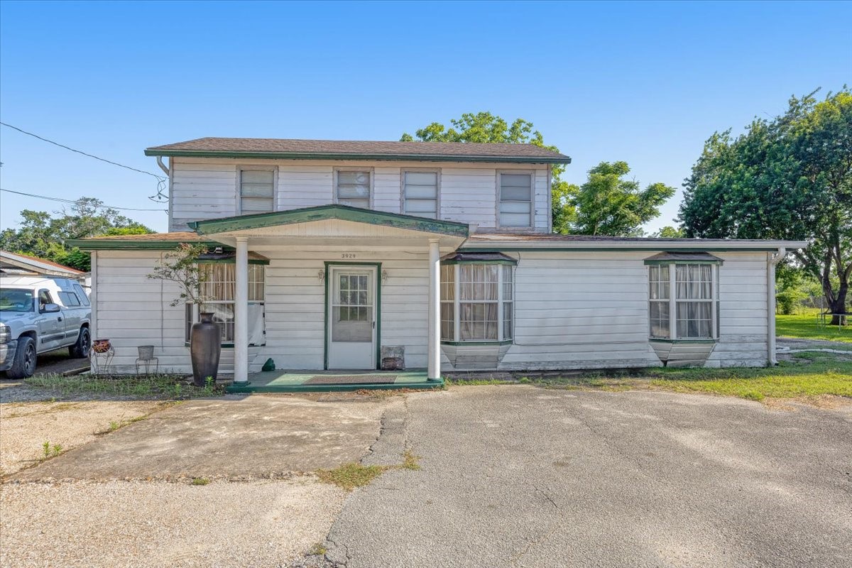 3929 Almeda Genoa Road Houston, TX 77047 - Photo 11 of 25 House 2 has 4 bedrooms and 2 bathrooms