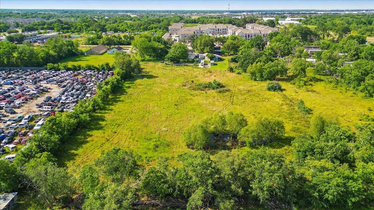 3929 Almeda Genoa Road Houston, TX 77047 - Photo 7 of 25