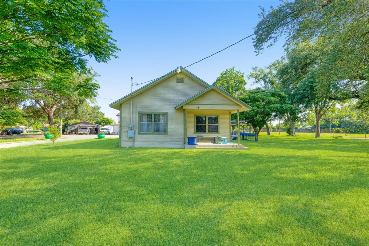 3929 Almeda Genoa Road Houston, TX 77047 - Photo 9 of 25