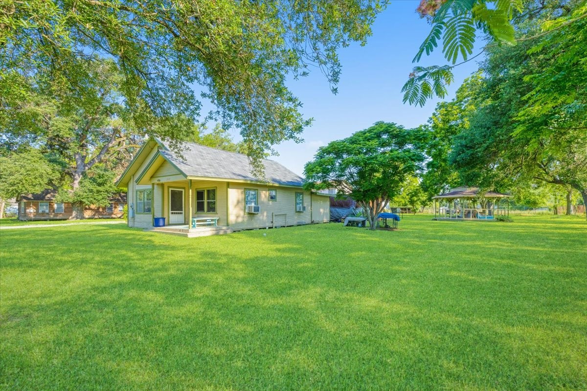 3929 Almeda Genoa Road Houston, TX 77047 - Photo 10 of 25