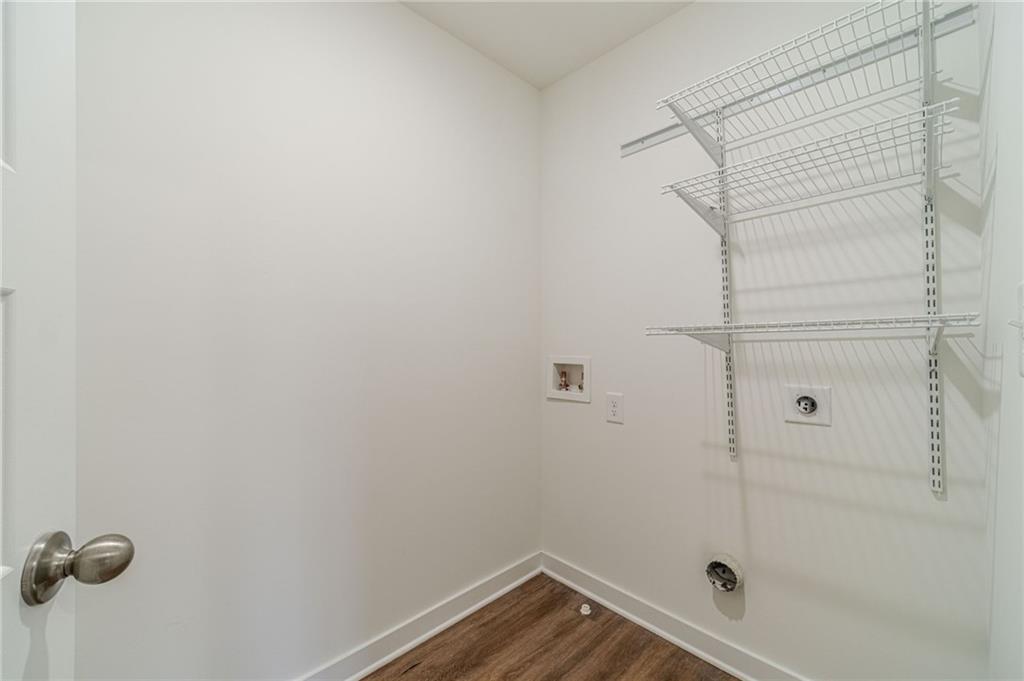 1548 Ridgewood Court Monroe, GA 30656 - Photo 28 of 59 a view of a small space