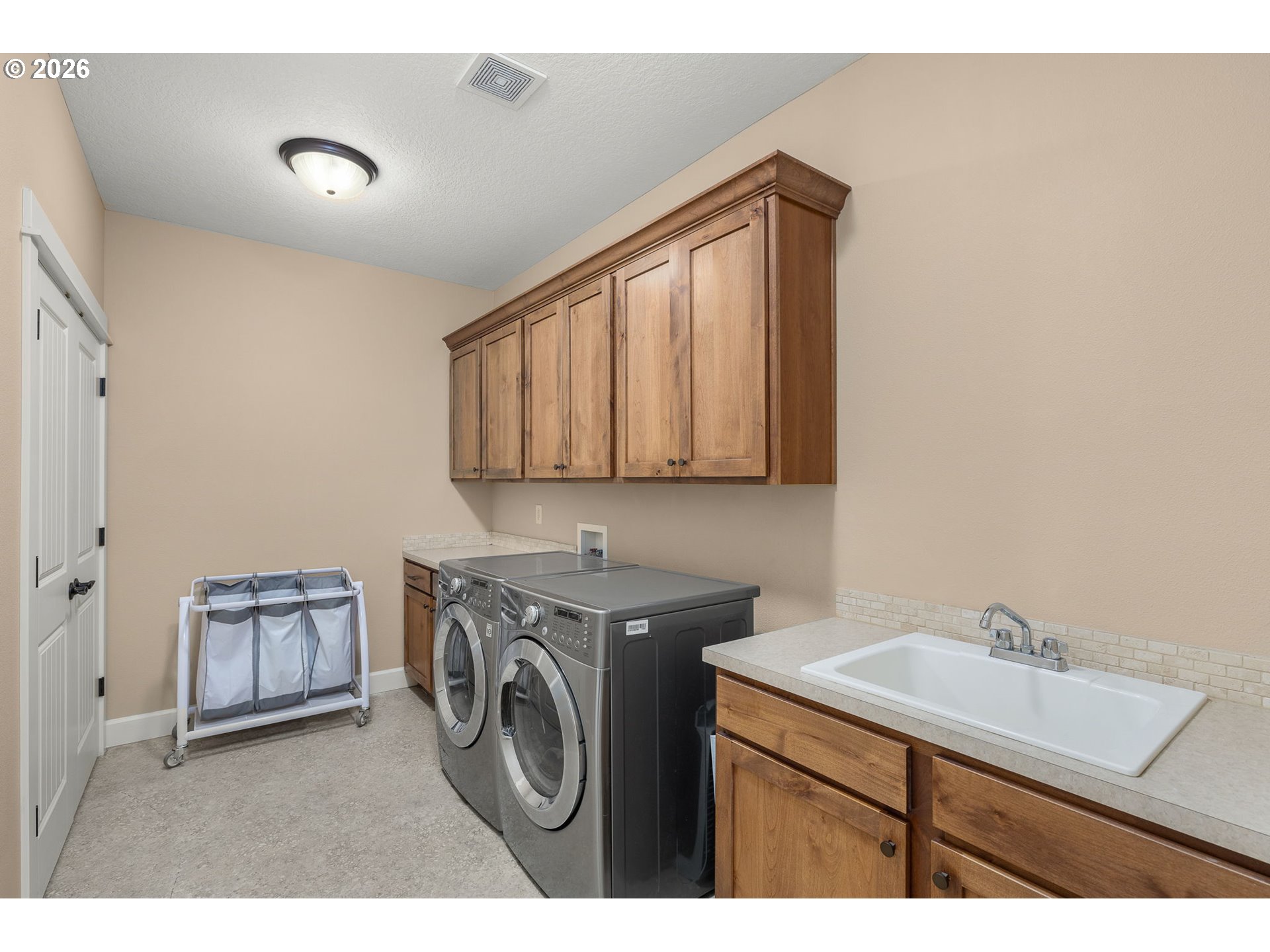 14746 Southwest 148th Terrace Tigard, OR 97224 - Photo 28 of 48