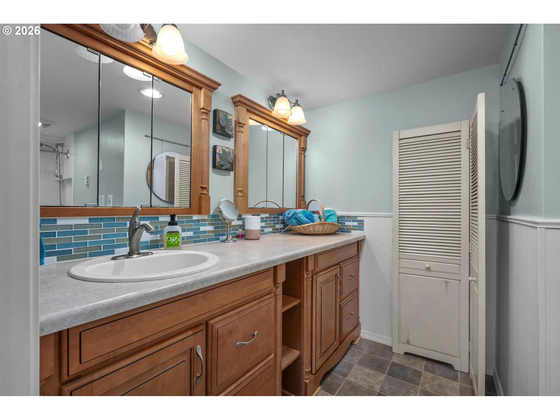 9130 Southwest Borders Street Portland, OR 97223 - Photo 23 of 38