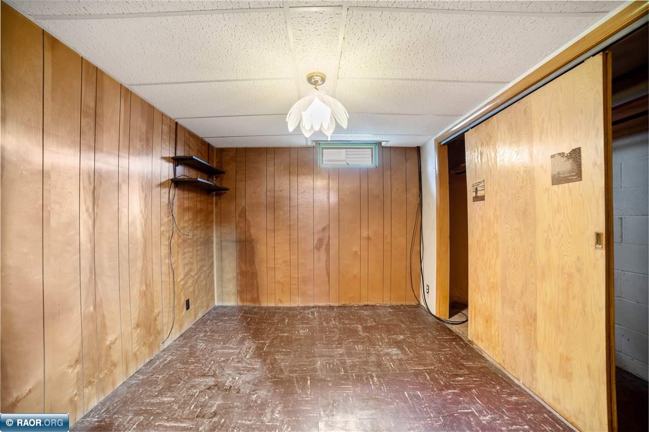 815 South 6th Street Virginia, MN 55792 - Photo 17 of 21