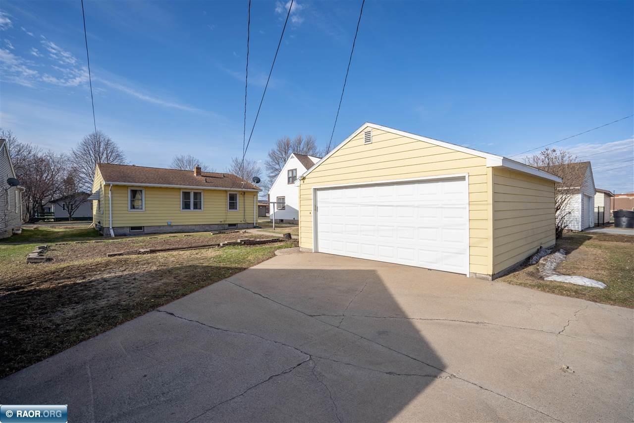 815 South 6th Street Virginia, MN 55792 - Photo 5 of 21
