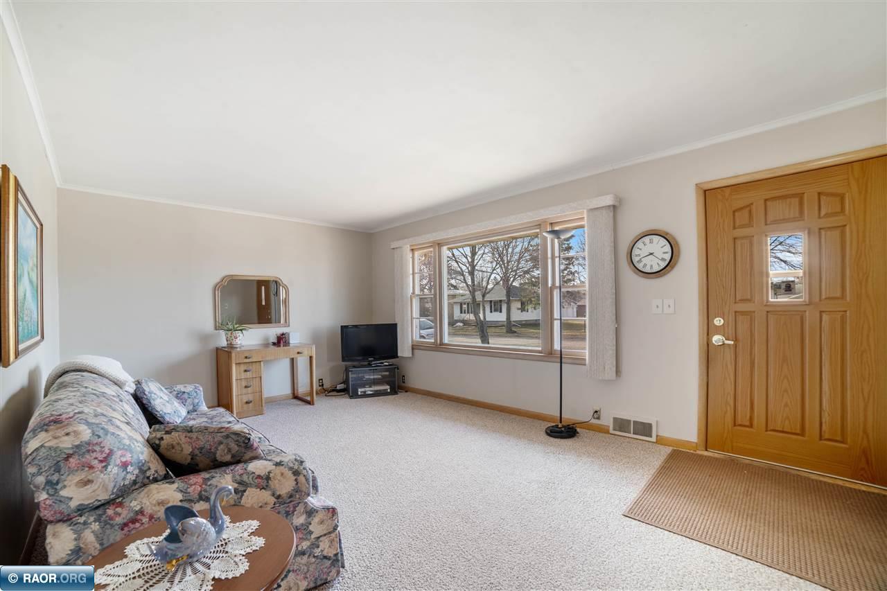 815 South 6th Street Virginia, MN 55792 - Photo 9 of 21