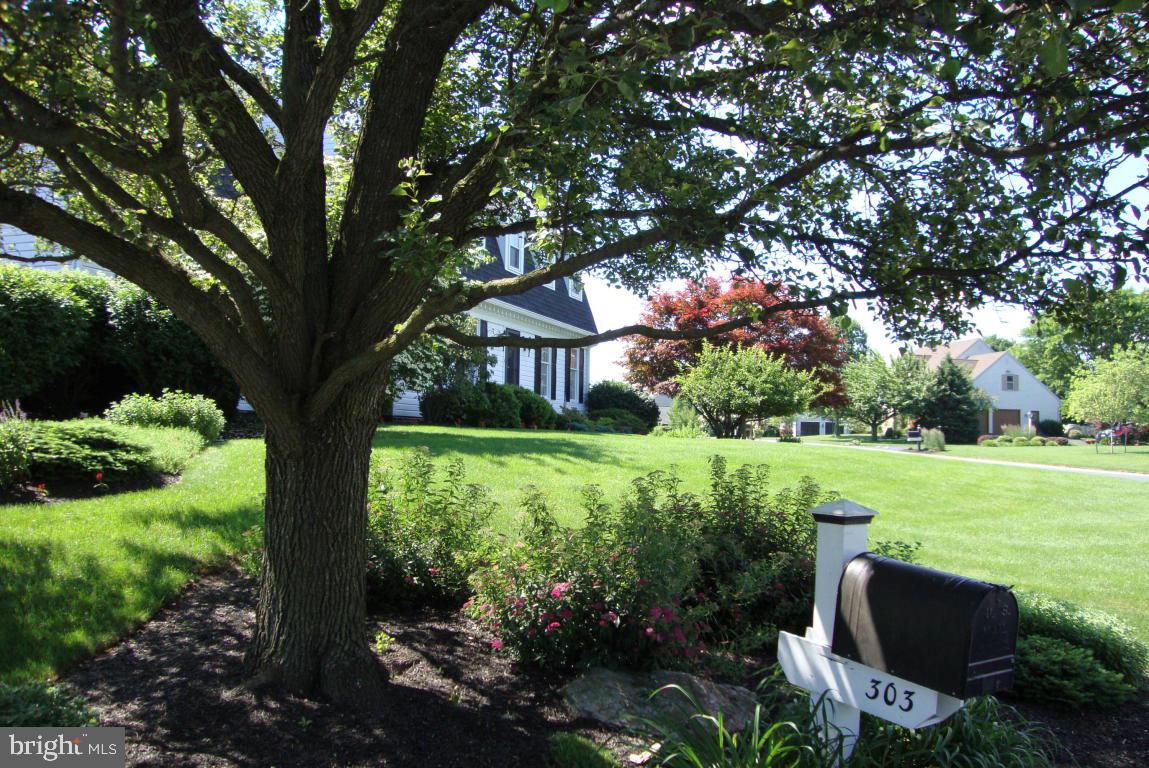 303 Rumford Road Lititz, PA 17543 - Photo 2 of 57