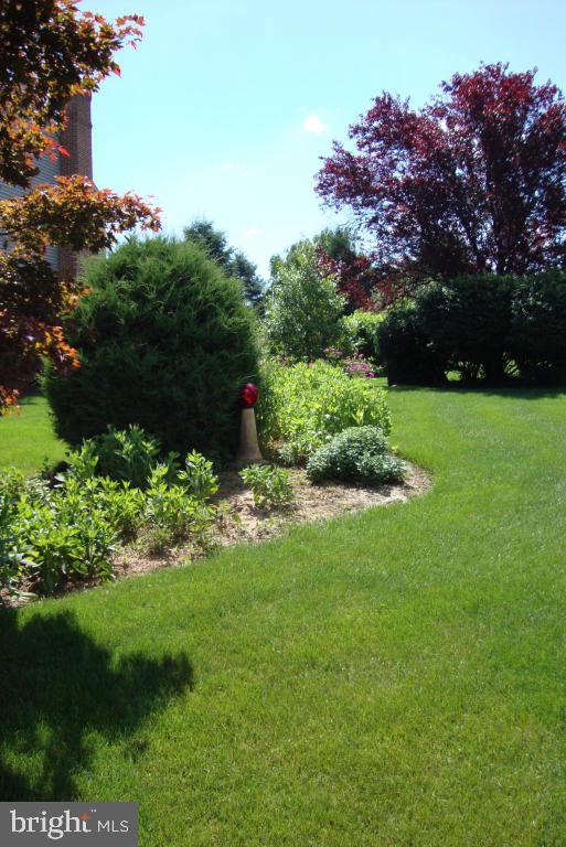 303 Rumford Road Lititz, PA 17543 - Photo 12 of 57