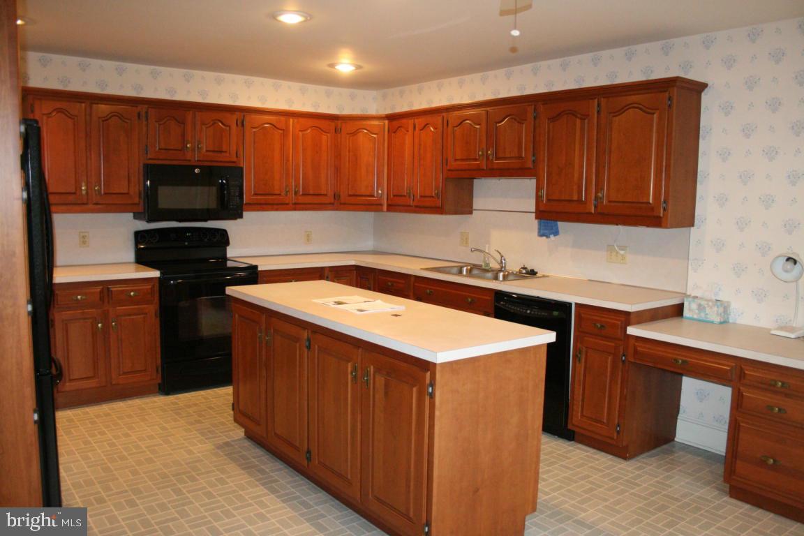 303 Rumford Road Lititz, PA 17543 - Photo 22 of 57
