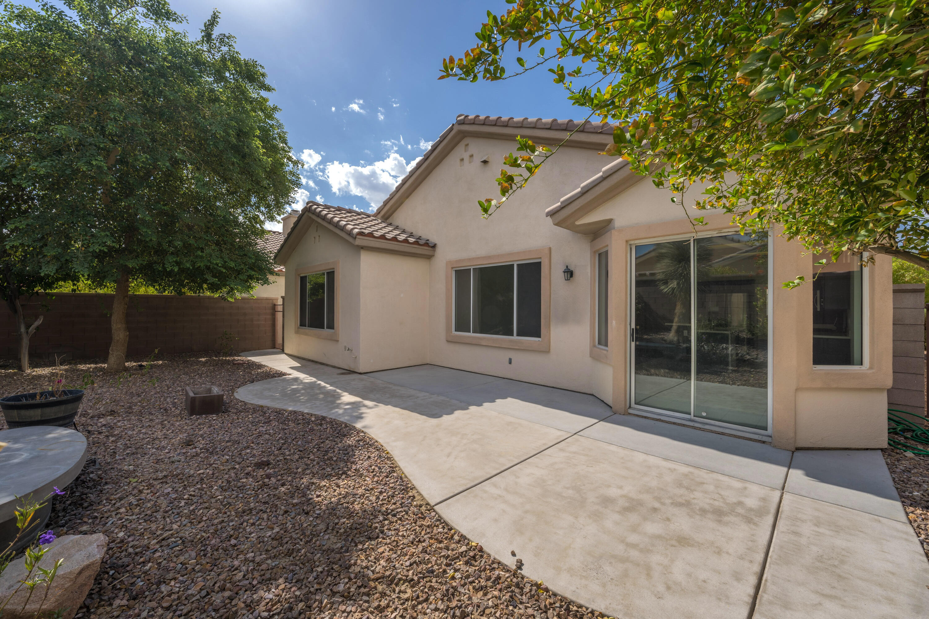 78640 Rainswept Way Palm Desert, CA 92211 - Photo 4 of 37 Photo-5
