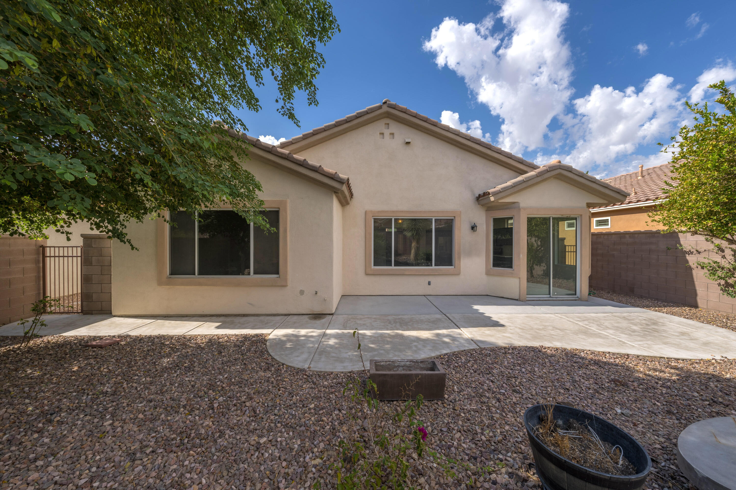 78640 Rainswept Way Palm Desert, CA 92211 - Photo 5 of 37 Photo-6