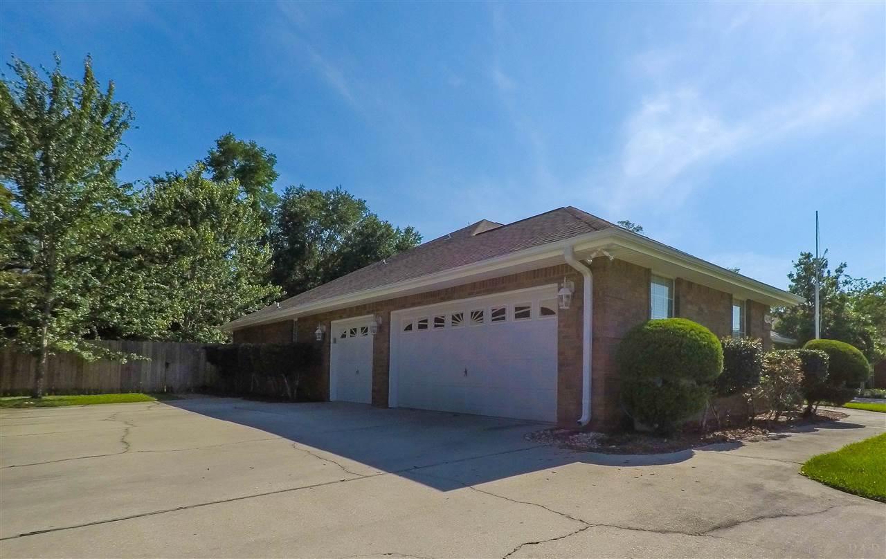 5424 Heatherton Road Milton, FL 32570 - Photo 6 of 46 Gallery Image 6