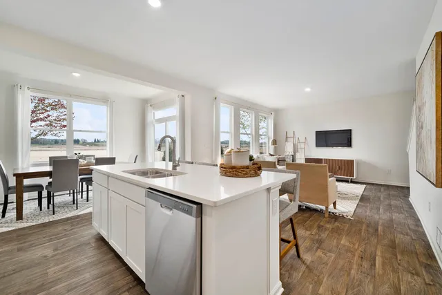 $401,990 | 1248 Linden Terrace, Hampshire, IL 60140