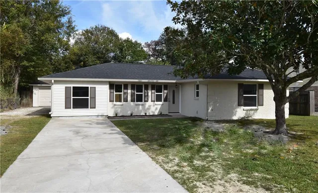 $189,900 | 1334 Westlawn Drive, Slidell, LA 70460