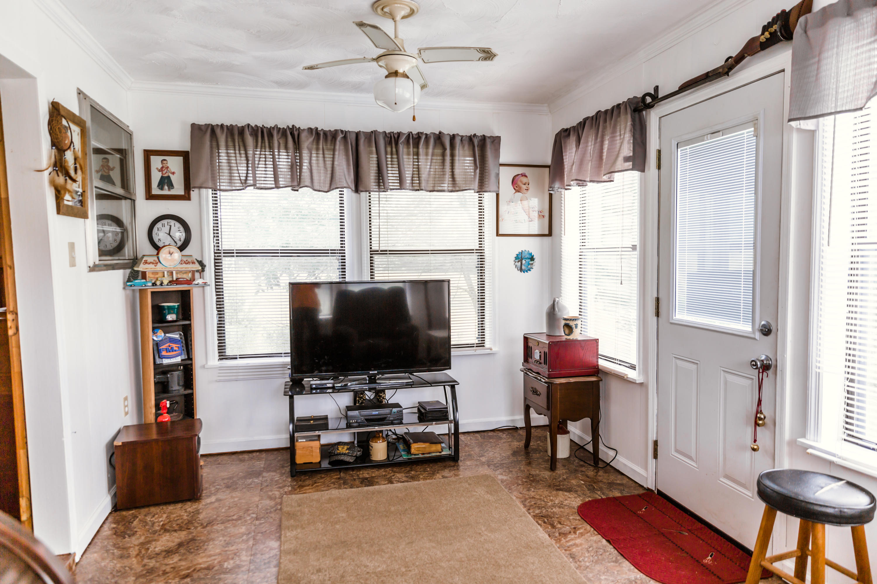 164 Long Road Kingston, TN 37763 - Photo 16 of 26 IA2A0039-1