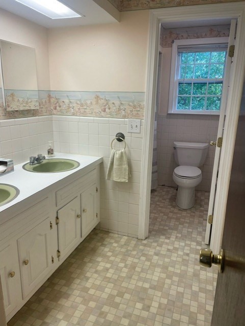 3 Naushon Road Sagamore Beach, MA 02562 - Photo 21 of 29