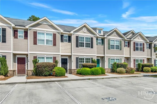 $254,900 | 14 Winter Lake Circle, Savannah, GA 31407