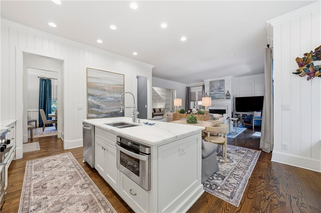 1295 Cumberland Road Northeast Atlanta, GA 30306 - Photo 34 of 71 a view of living room with furniture and flat screen tv