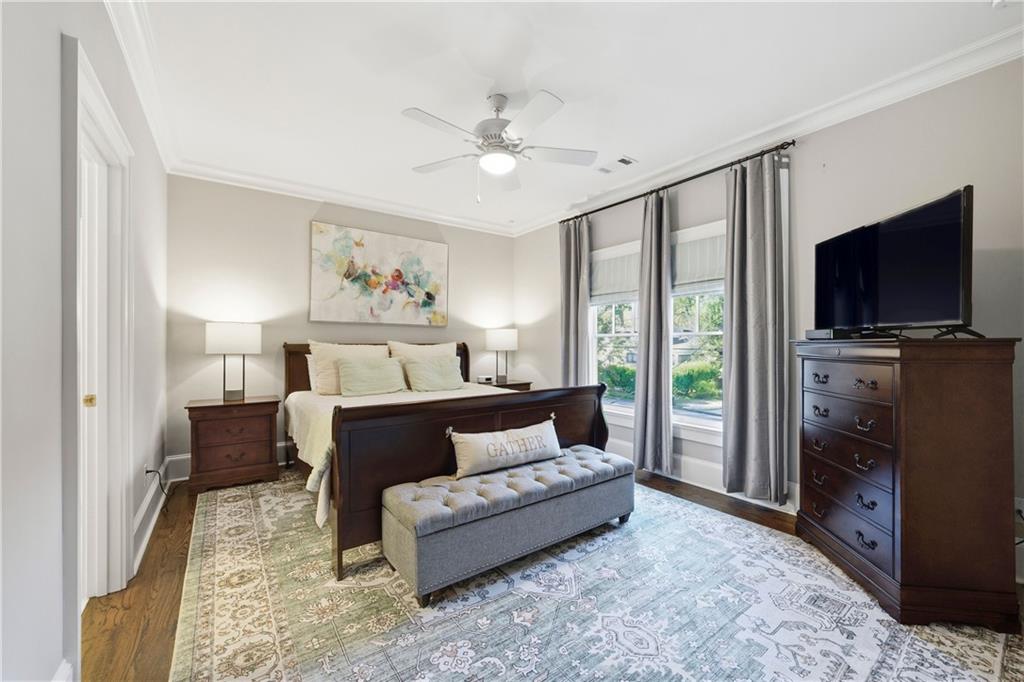 1295 Cumberland Road Northeast Atlanta, GA 30306 - Photo 50 of 71 a living room with furniture and a flat screen tv