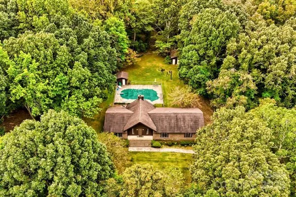 $460,000 | 3966 State Rd S-29-304, Lancaster, SC 29720