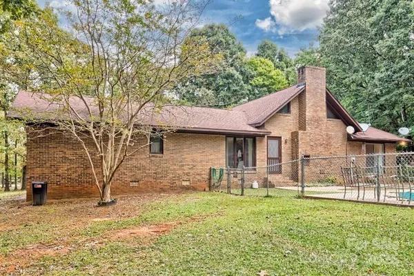 $460,000 | 3966 State Rd S-29-304, Lancaster, SC 29720