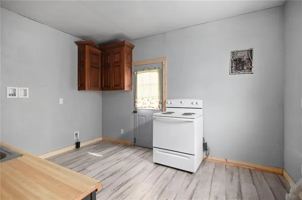 $37,500 | 837 South 22nd Street, St. Joseph, MO 64507