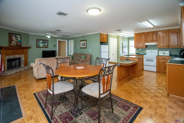 $297,900 | 1086-9a-1 Victoria Riverside Road, Patterson, LA 70392