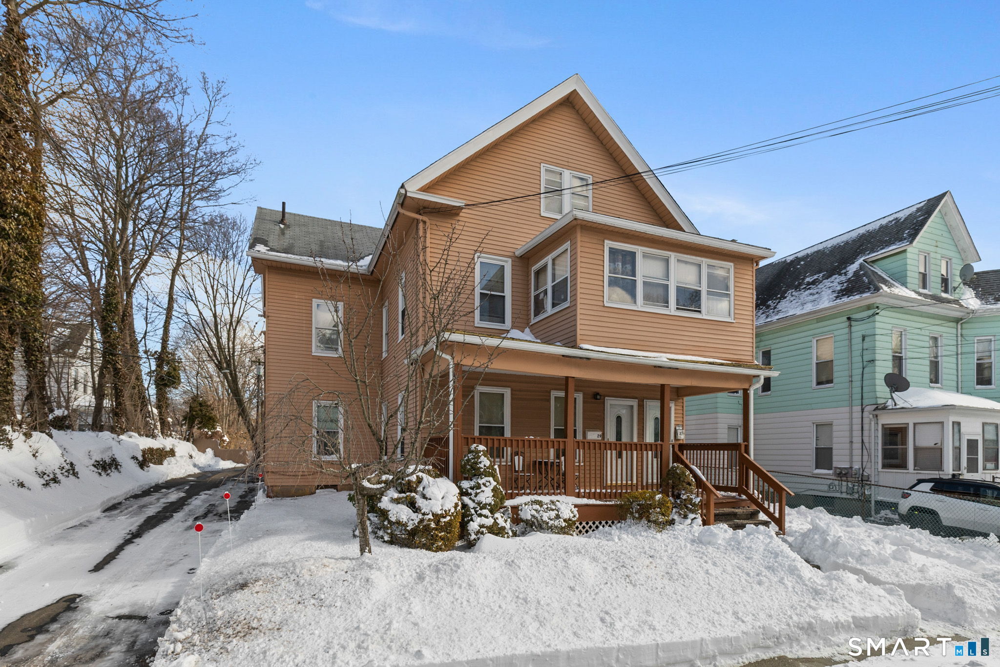 27 Windsor Avenue Meriden, CT 06451 - Photo 1 of 36