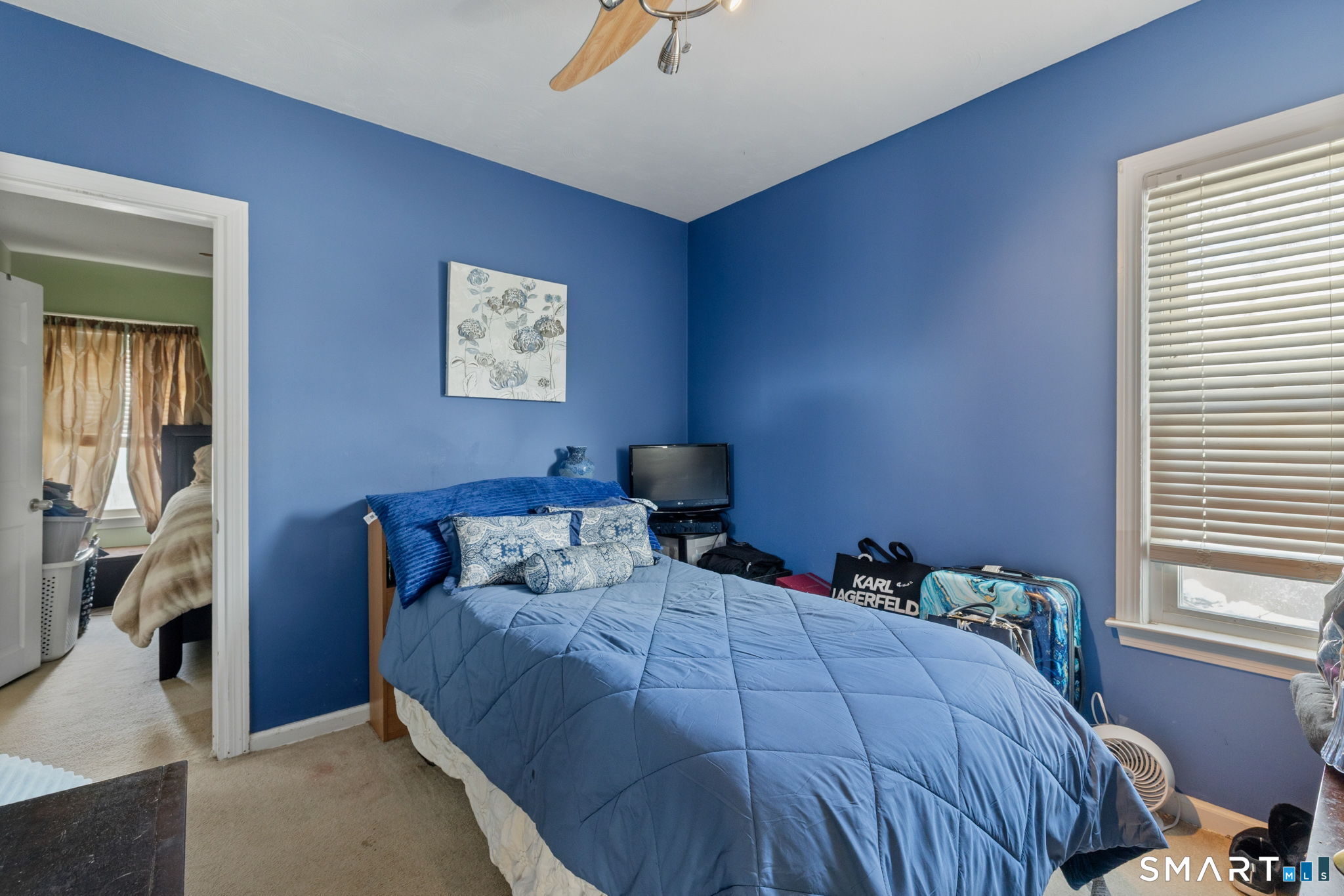 27 Windsor Avenue Meriden, CT 06451 - Photo 20 of 36 Unit #2 Bedroom 2