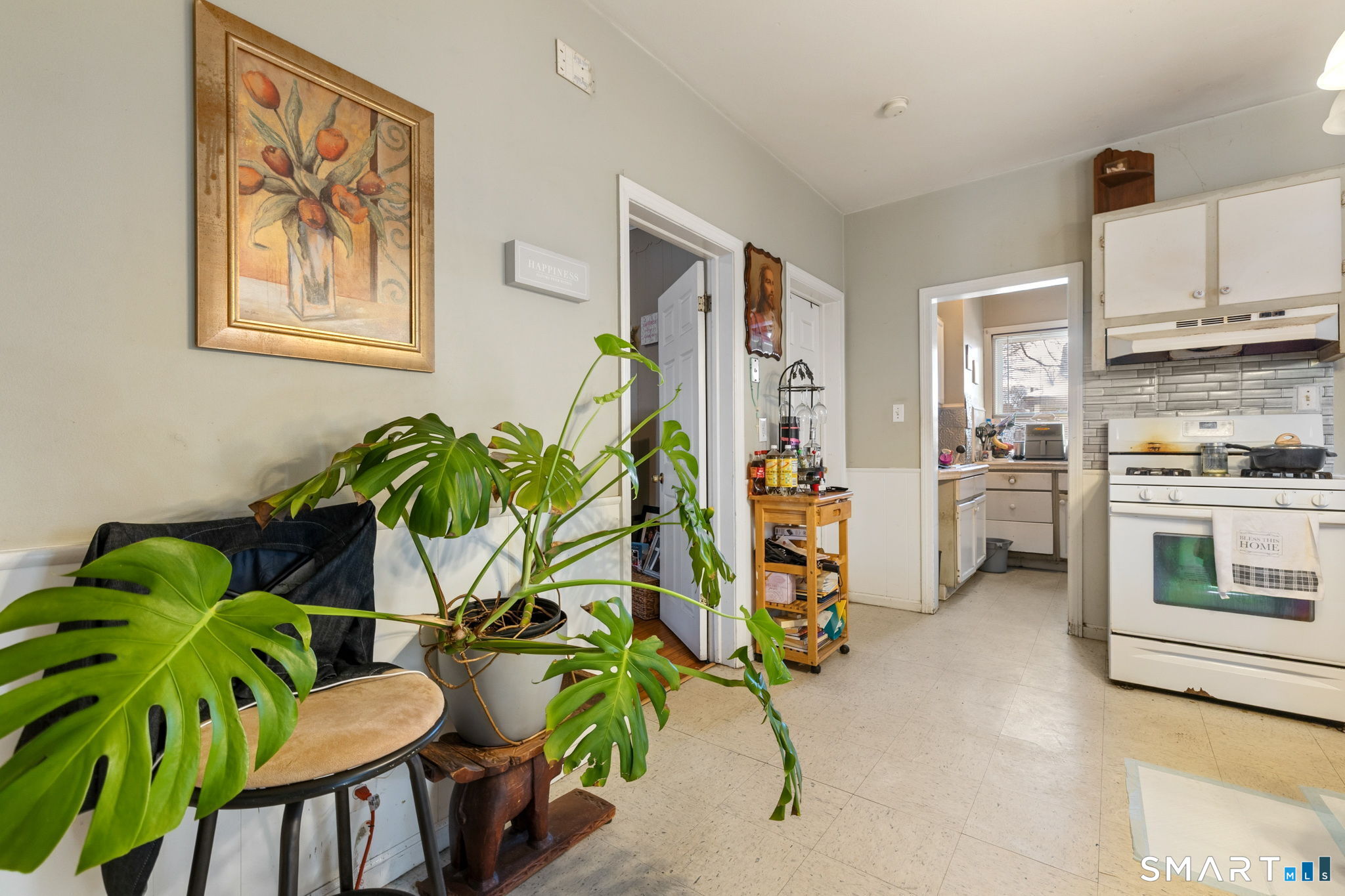 27 Windsor Avenue Meriden, CT 06451 - Photo 27 of 36 Unit #1 Kitchen