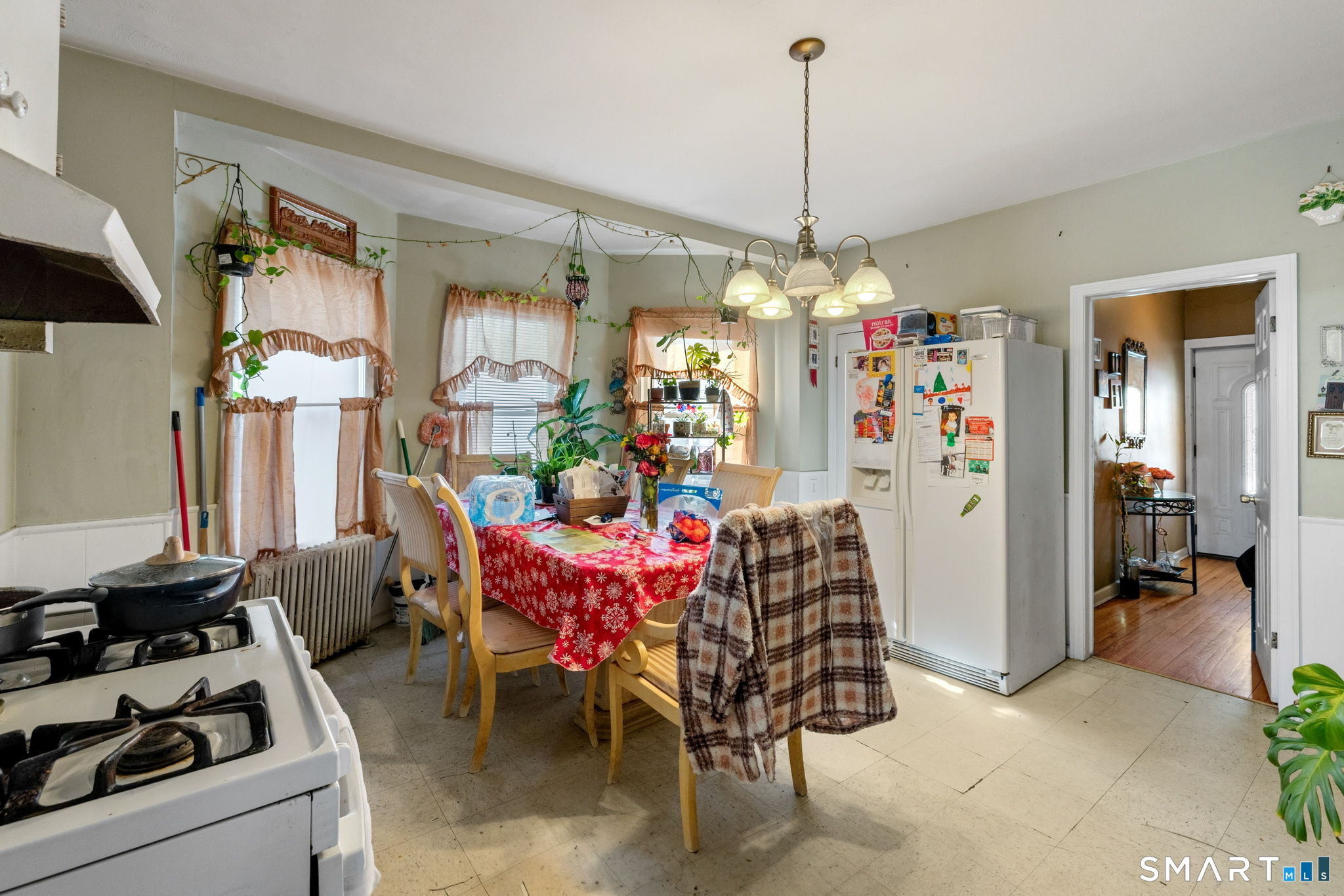 27 Windsor Avenue Meriden, CT 06451 - Photo 29 of 36 Unit #1 Kitchen