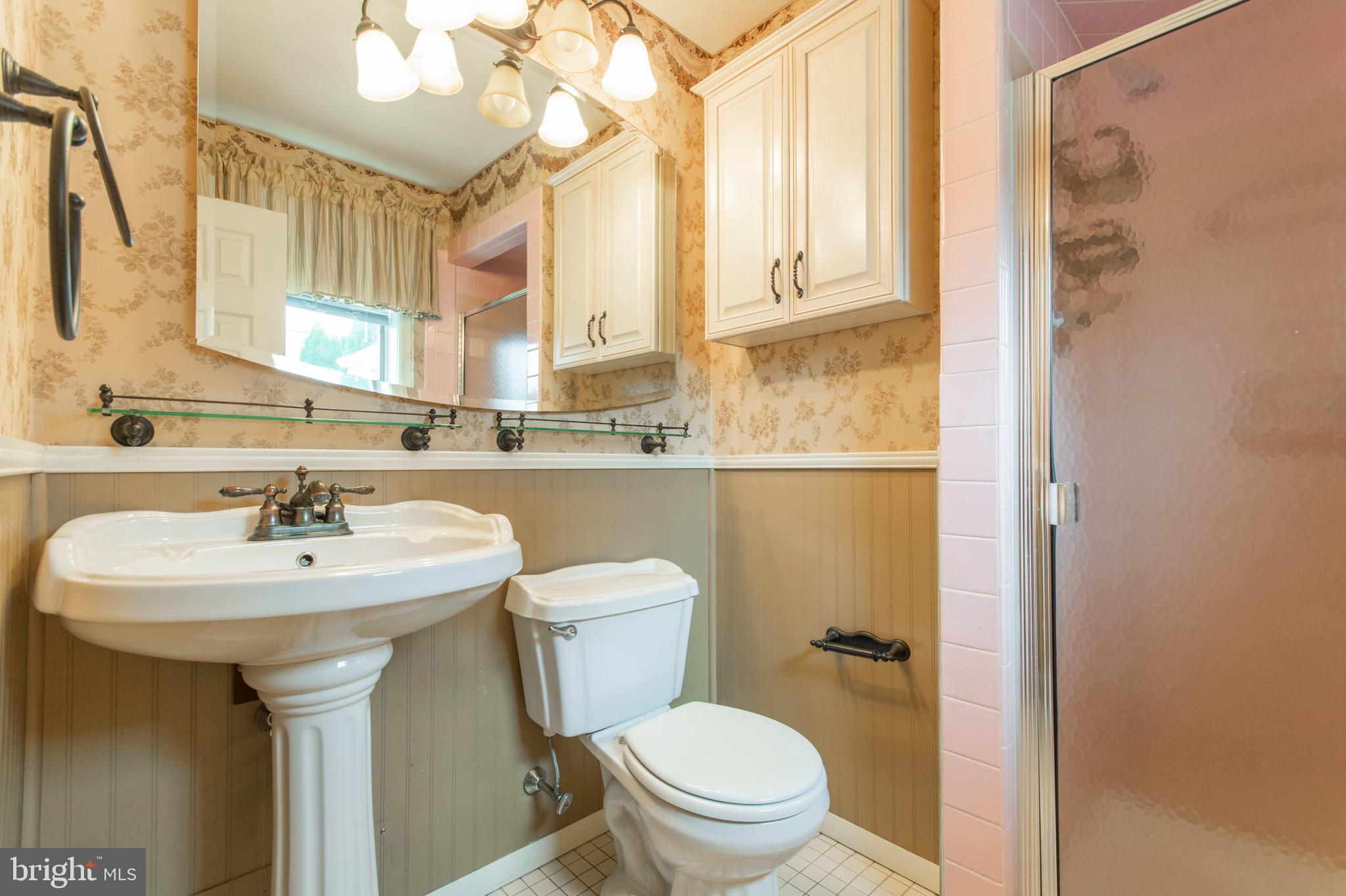1120 Bloomdale Road Philadelphia, PA 19115 - Photo 23 of 31