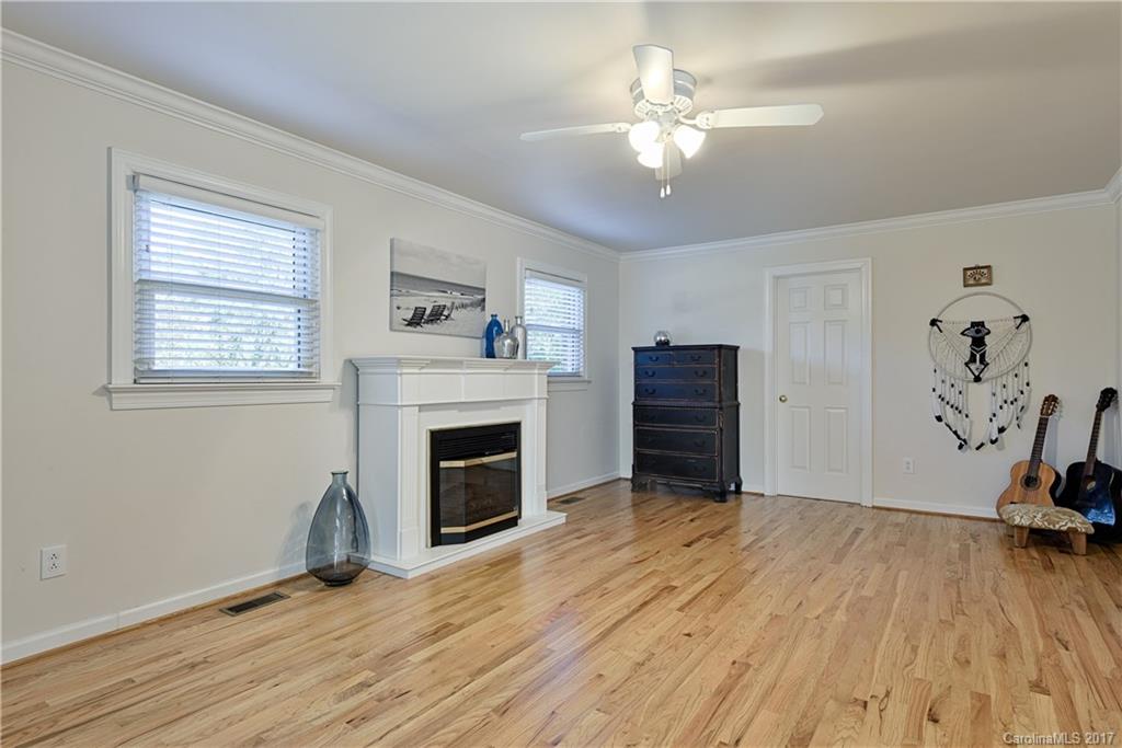 2519 Primm Road Charlotte, NC 28216 - Photo 12 of 24 Gallery Image 12
