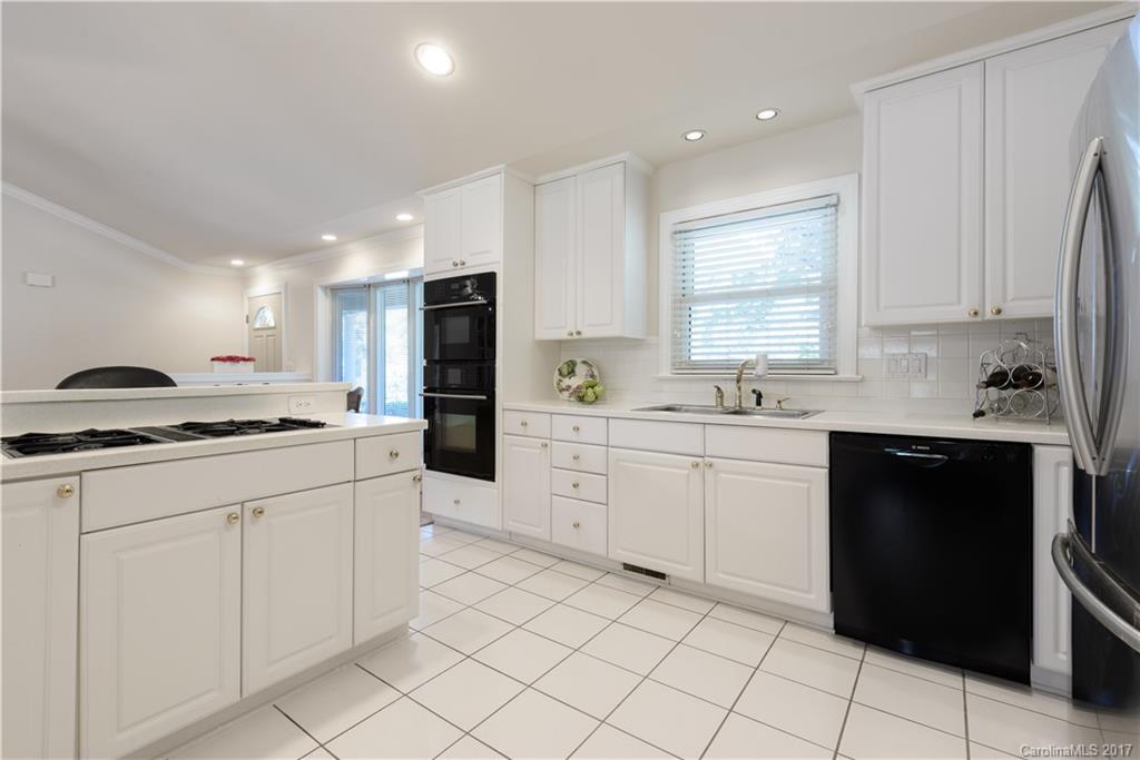 2519 Primm Road Charlotte, NC 28216 - Photo 8 of 24 Gallery Image 8