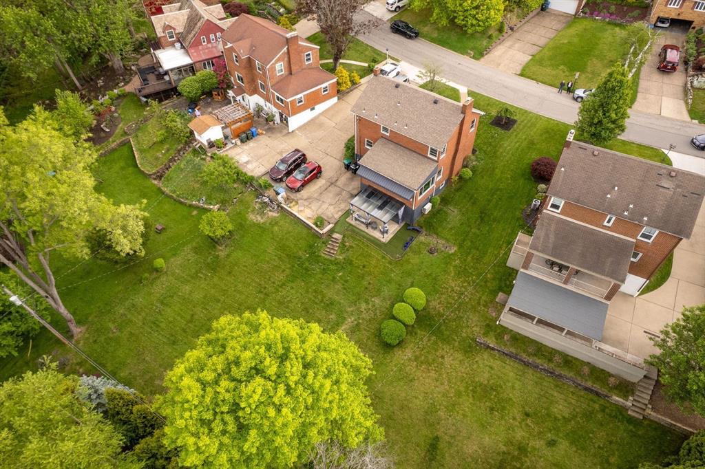 4768 Rolling Hills Road Pittsburgh, PA 15236 - Photo 43 of 46 an aerial view of residential house with swimming pool and lawn chairs