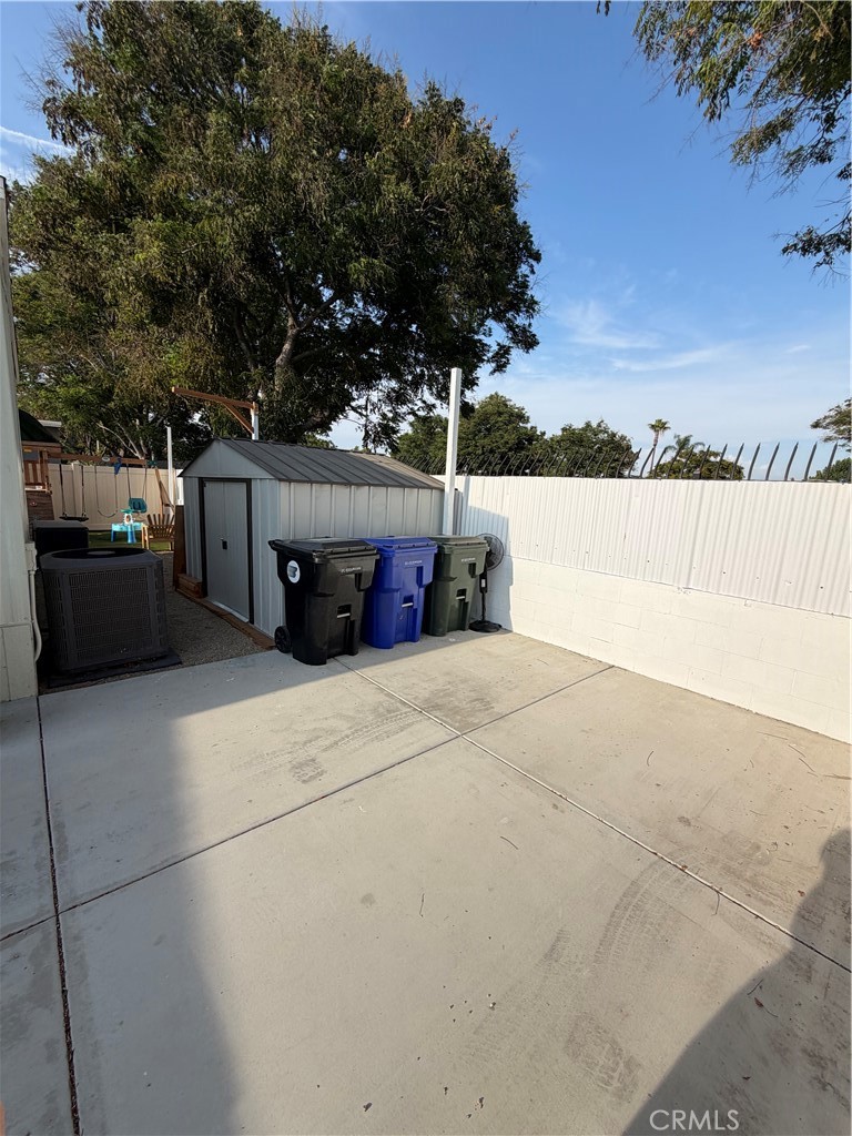 3825 Crestmore Road, Unit 303 Riverside, CA 92509 - Photo 9 of 26 Gallery Image 9