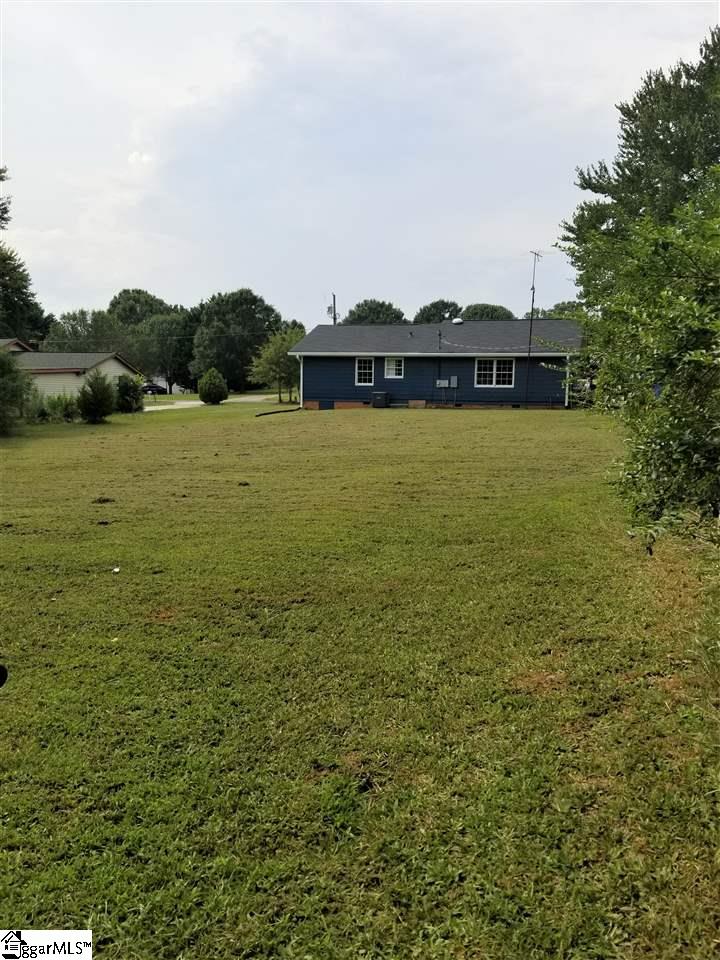 14 Becky Gibson Road Greer, SC 29651 - Photo 4 of 14 3/4 acre lot = large backyard