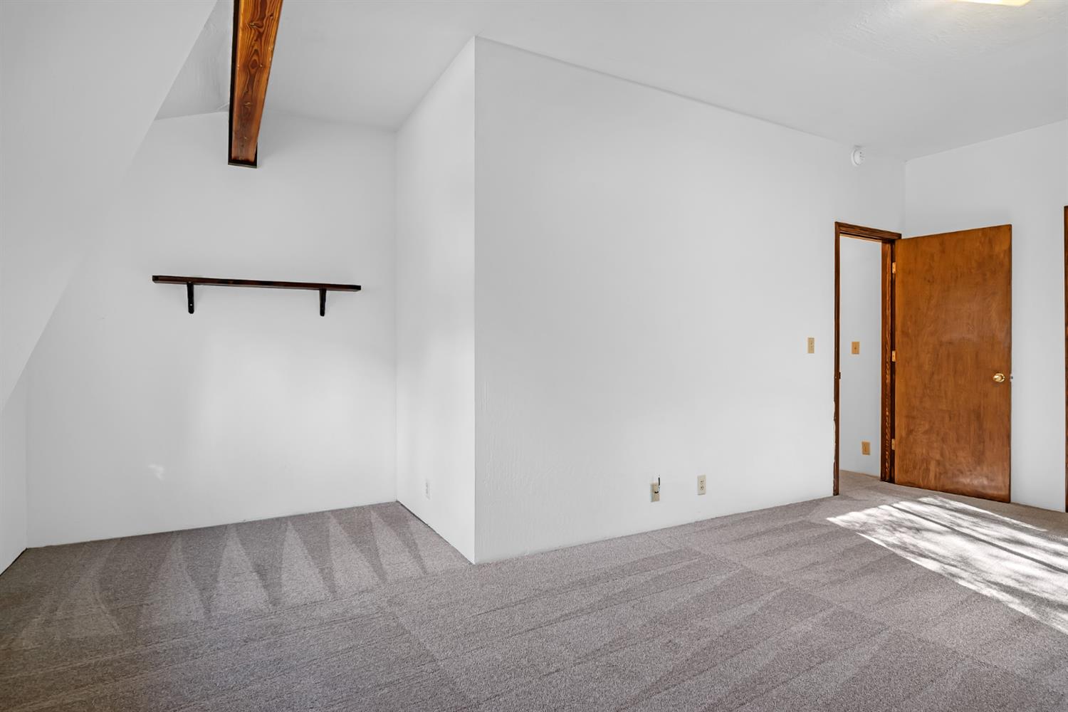 6187 Outingdale Road Somerset, CA 95684 - Photo 22 of 35