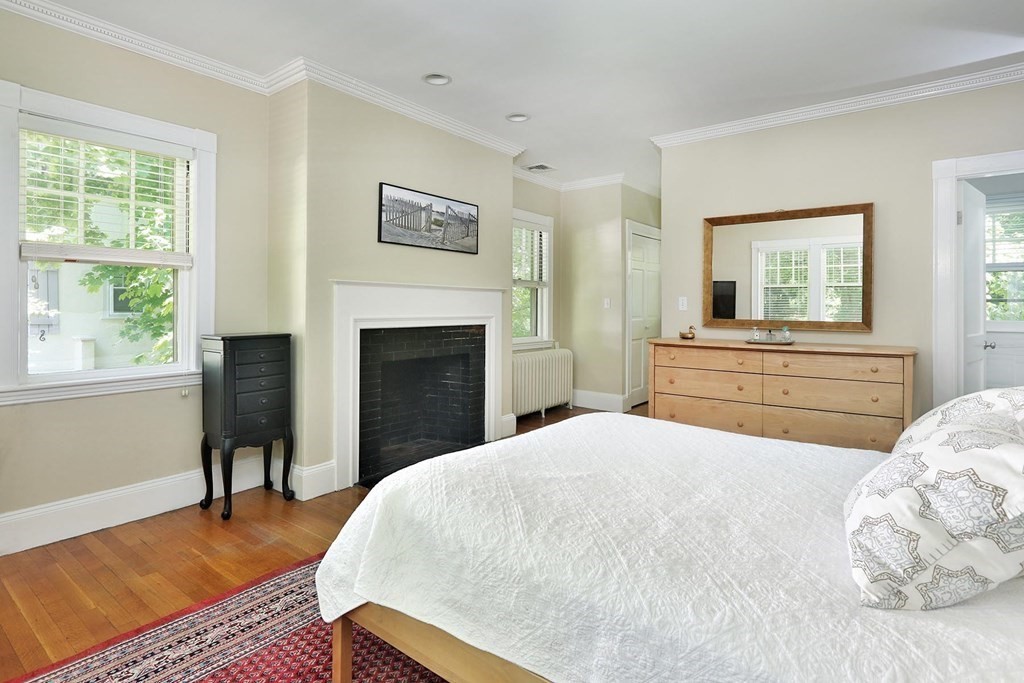 125 Clinton Road Brookline, MA 02445 - Photo 13 of 25