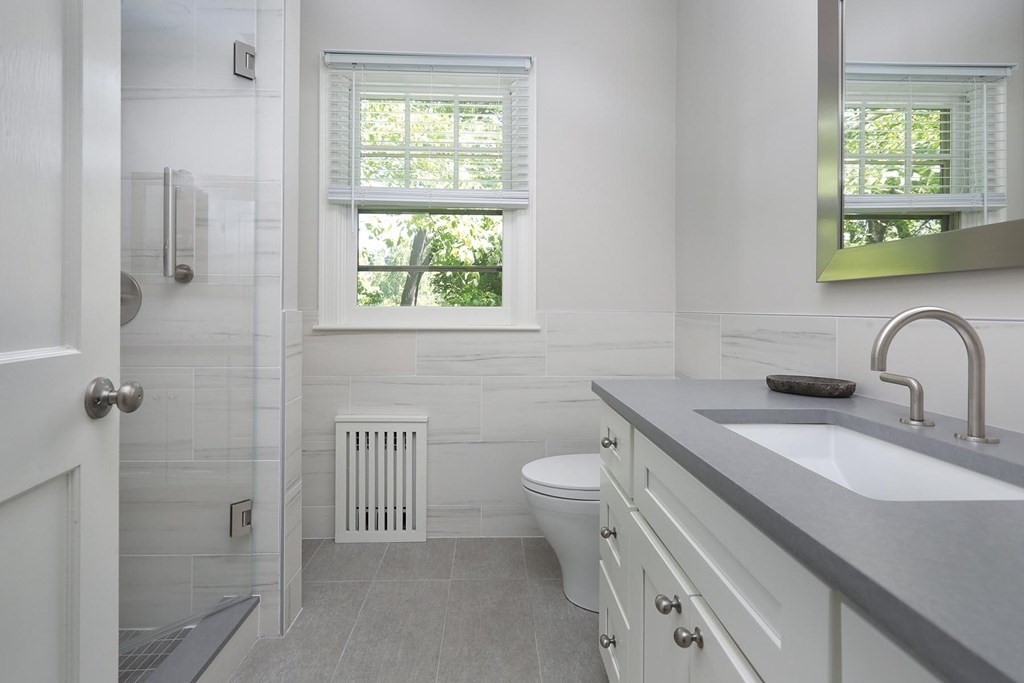 125 Clinton Road Brookline, MA 02445 - Photo 18 of 25