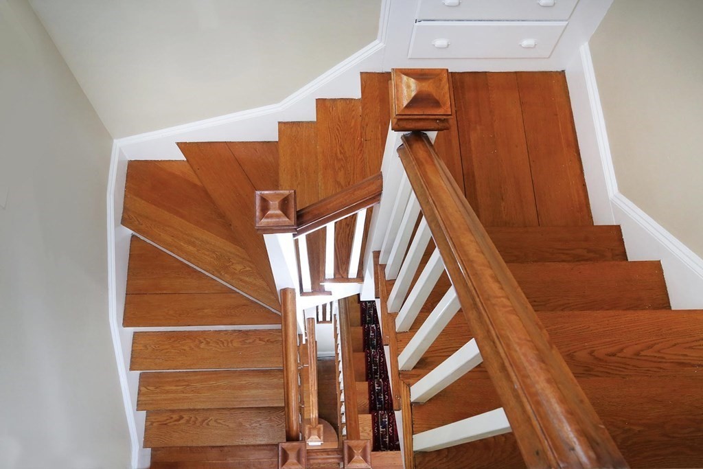 125 Clinton Road Brookline, MA 02445 - Photo 20 of 25