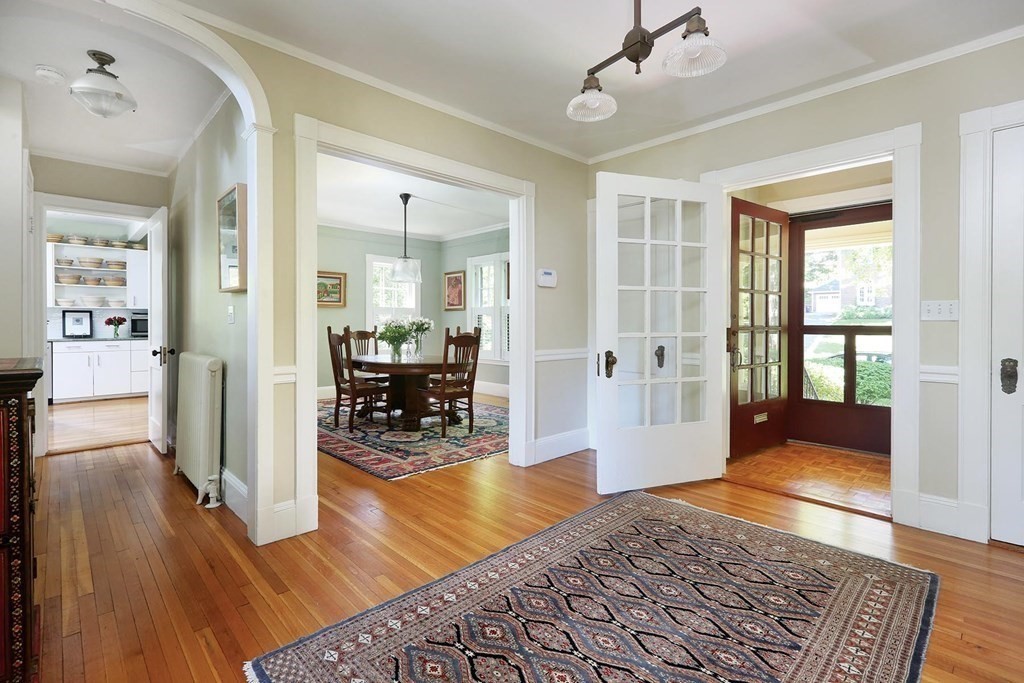 125 Clinton Road Brookline, MA 02445 - Photo 3 of 25