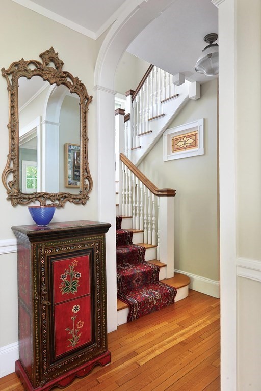125 Clinton Road Brookline, MA 02445 - Photo 4 of 25