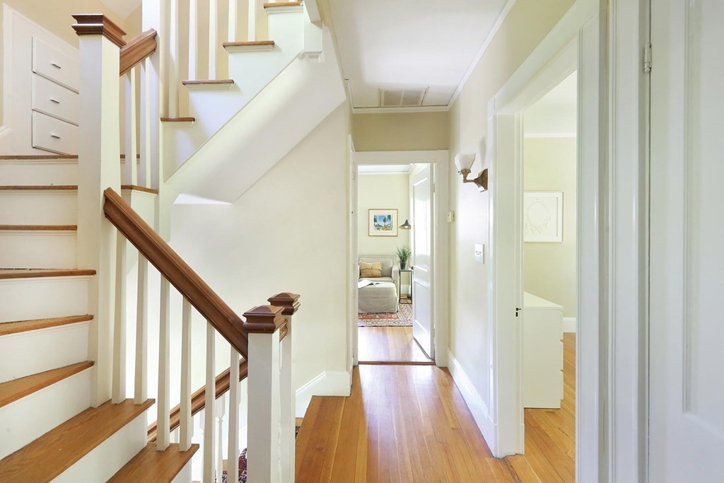 125 Clinton Road Brookline, MA 02445 - Photo 9 of 25