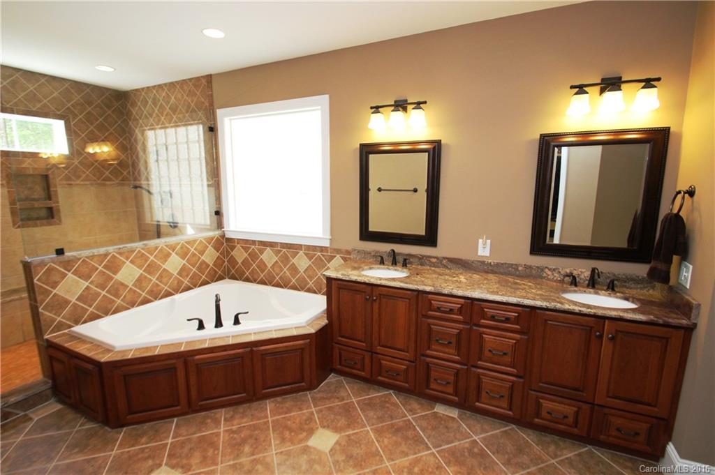 10453 Mt Olive Road Mount Pleasant, NC 28124 - Photo 11 of 24 Gallery Image 11