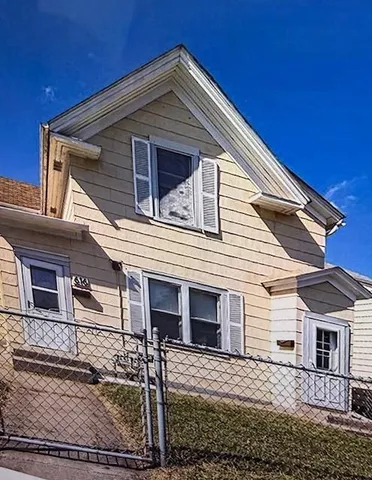 $385,000 | 616 Monroe Street Northeast, Minneapolis, MN 55413